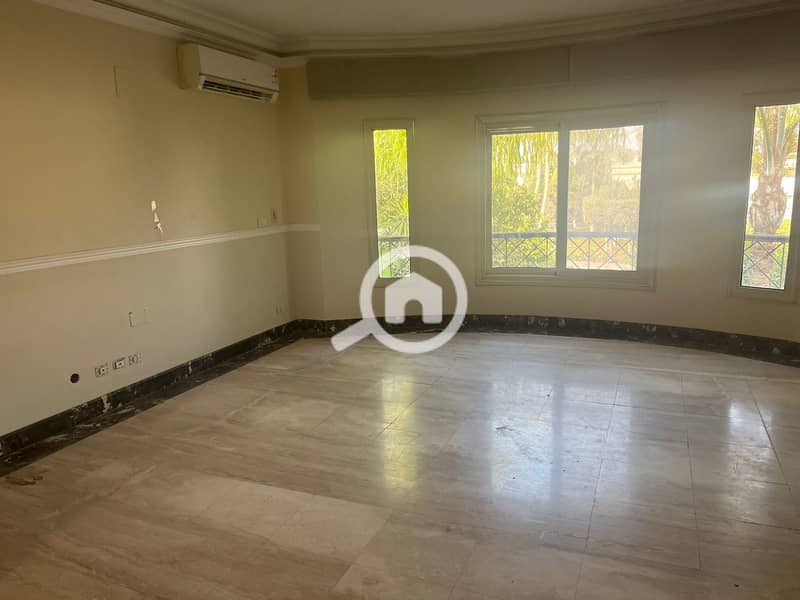 8 a56d983d-431b-4e1f-85bc-5d4248d3c989. jpg