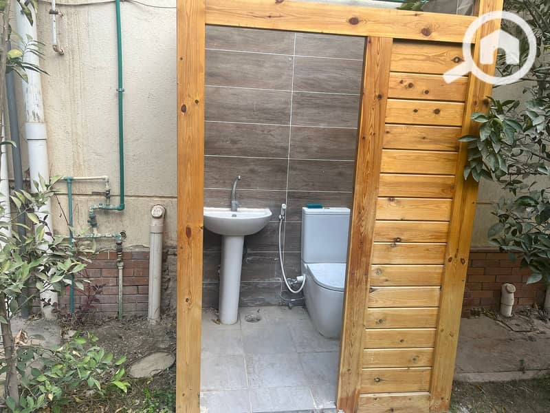 9 5ef2791a-b6b7-47db-b3bc-69159092a633. jpg