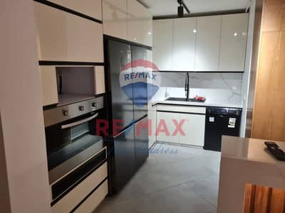 4 Bedroom Townhouse for Sale in 6th of October, Giza - 1e108b82-cb26-45a5-8943-b5f63e4380a9. jfif. jpg