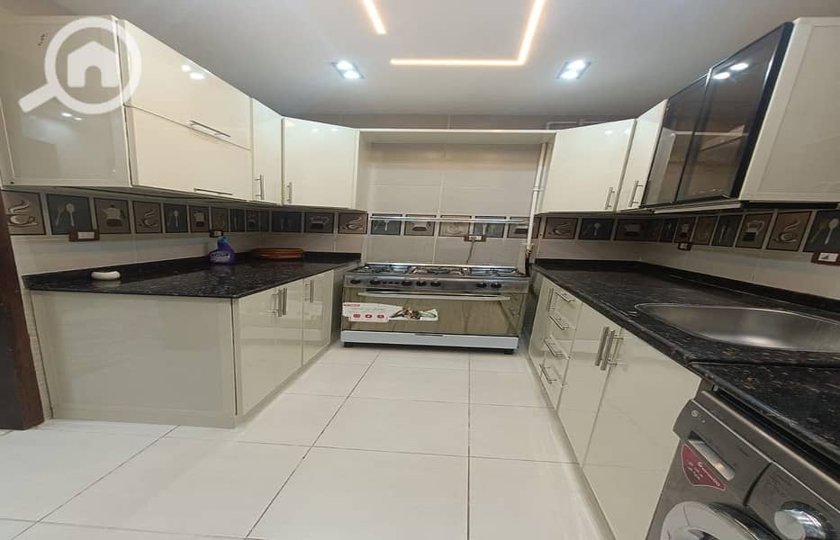 12 359380f5-5493-4d37-9aff-8db48b84cd75 (1). jpg