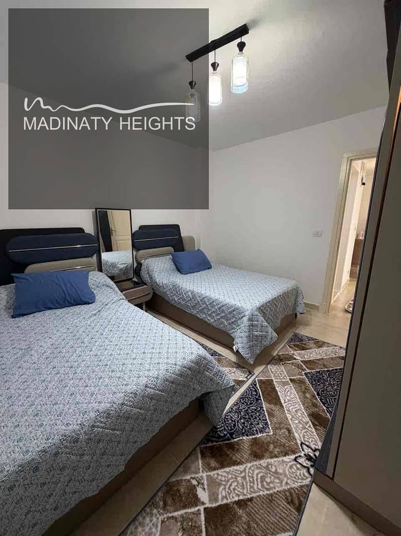 9 701393a9-8200-400a-8e73-8da11b1e051c. jpg