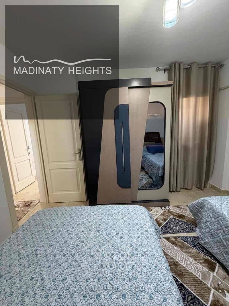 10 e7ee85b3-301a-47d4-b39a-51c734bdf557. jpg