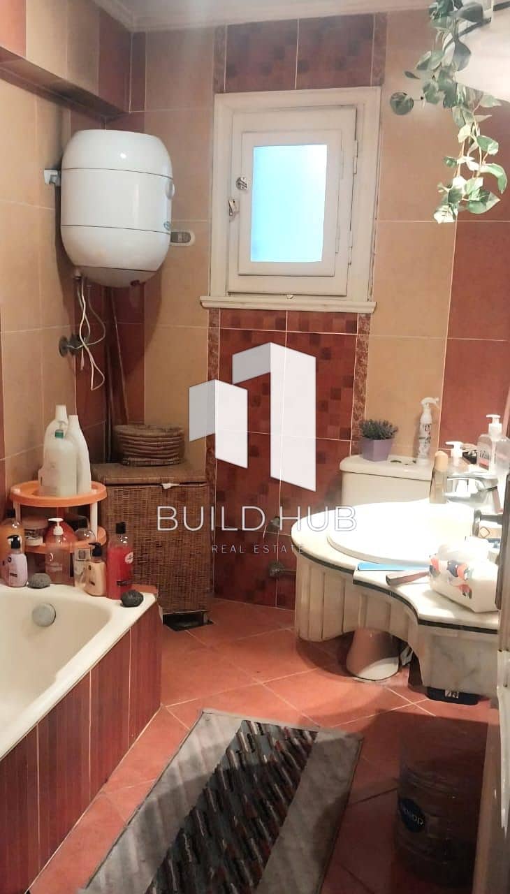 6 22f8f5c9-2b02-49f9-8233-715e9d751104. jpeg