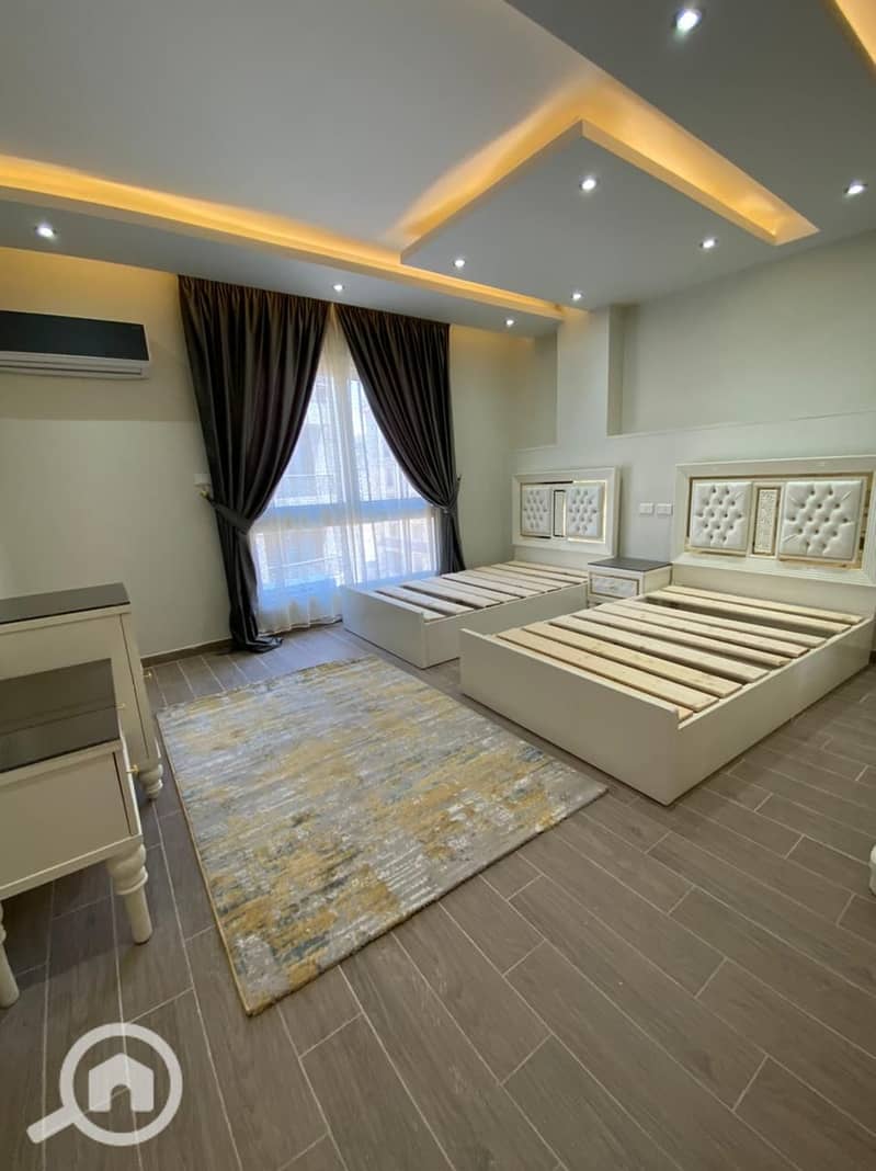 3 3ee1c201-2ac4-4b4f-b88f-b6a0434d54dd. jpg