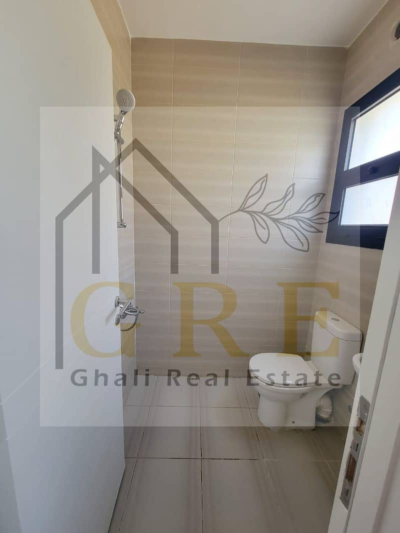 16 e2861259-7936-4383-93dc-906704e64ce8. jpg