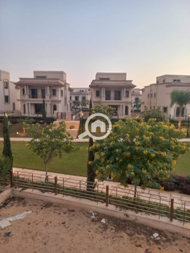 5 b1e50f6e-0b50-4d06-8bac-d5144b5f9b5f. jpg