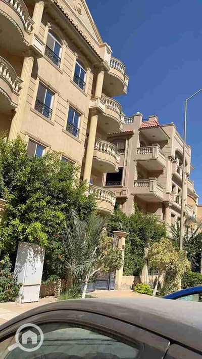4 Bedroom Flat for Sale in 6th of October, Giza - 126787. jpg