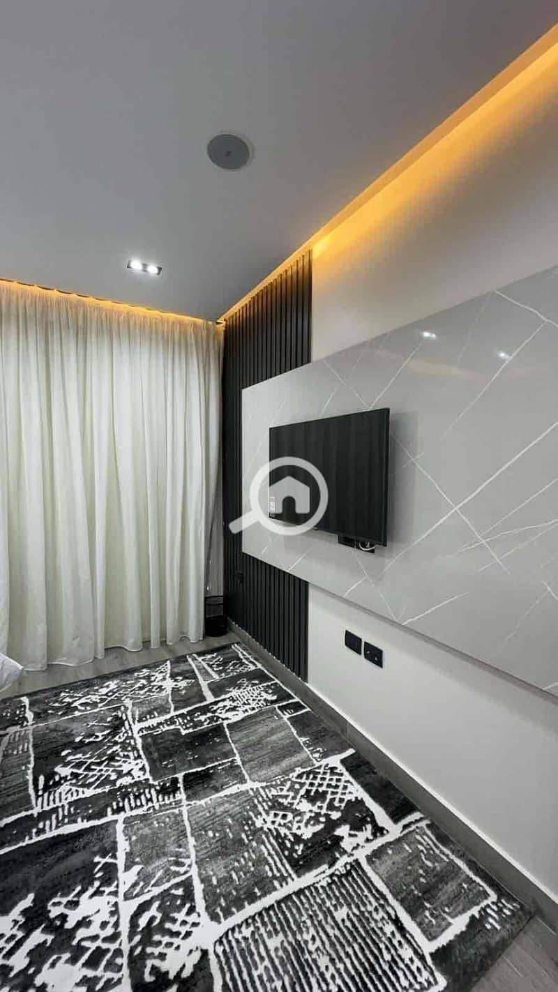 13 f18a0d81-84a7-454c-af72-edaa4055cd42. jpg