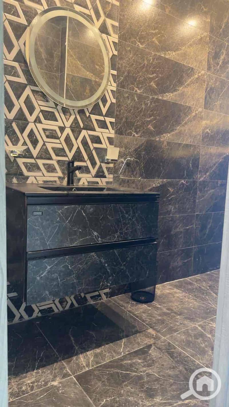 17 5cbe809e-5820-43b0-af2e-e463d3b31740. jpg