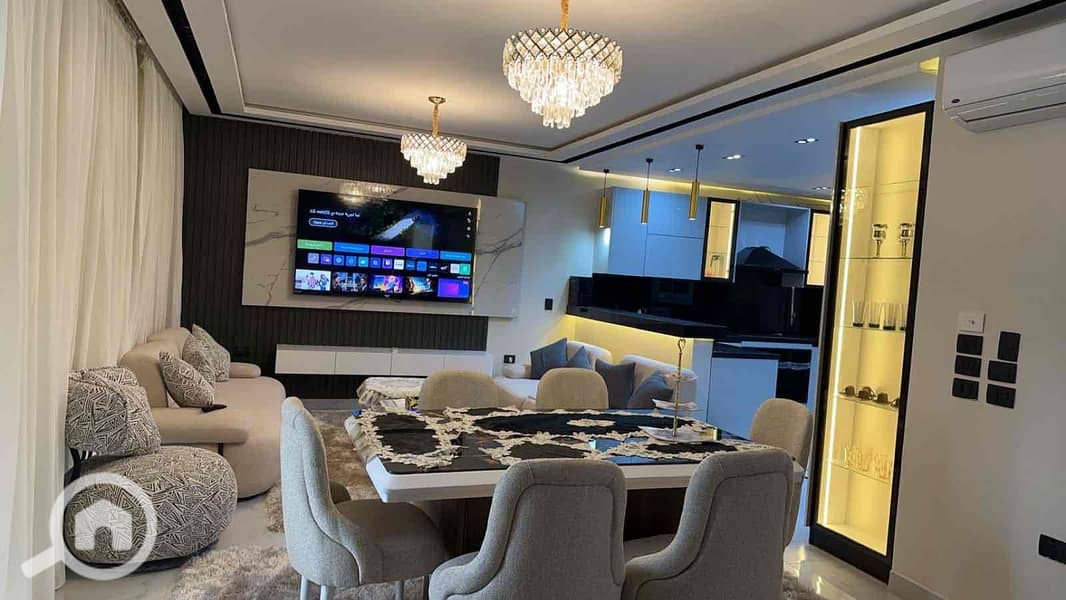 22 51122feb-e426-4734-b685-c5a9a41e0d10. jpg