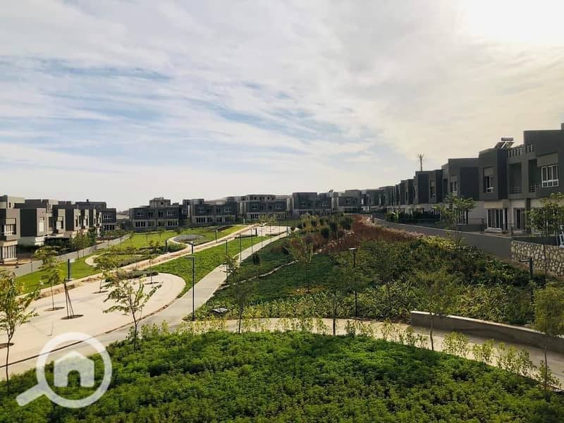 6 458515783_1909237516221792_7827152390565223217_n. jpg