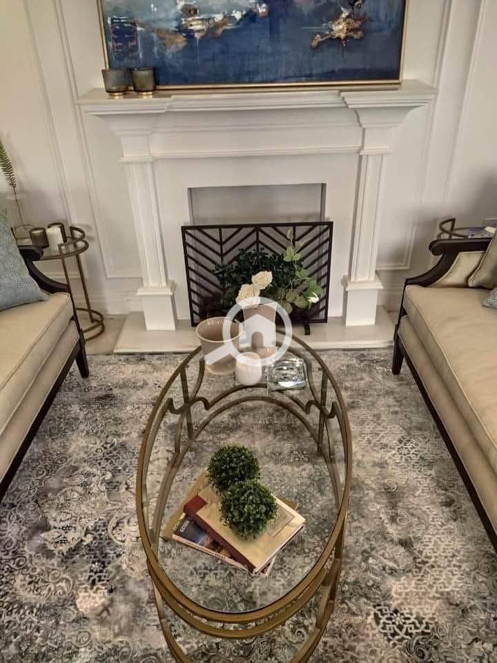 11 352385778_240077278732456_1923705154043274757_n. jpg