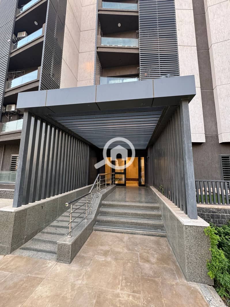 4 WhatsApp Image 2025-10-26 at 5.50. 16 PM (4). jpeg