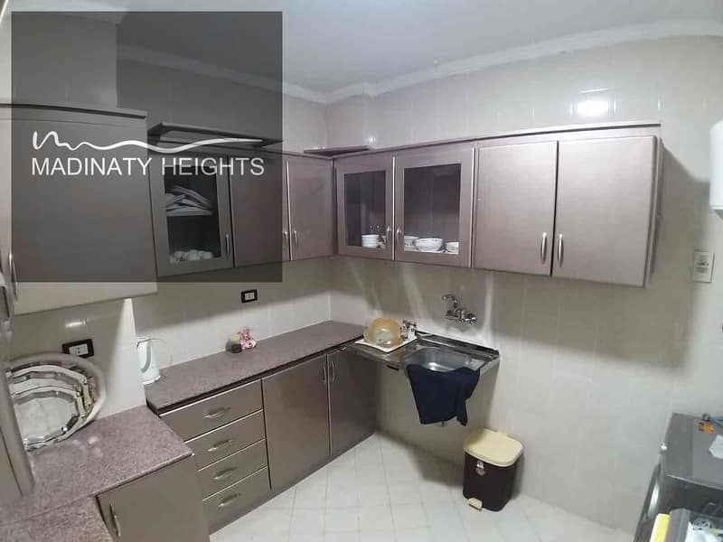 12 05dc56ee-cf42-4e8f-b405-0b16de2496f1. jpg