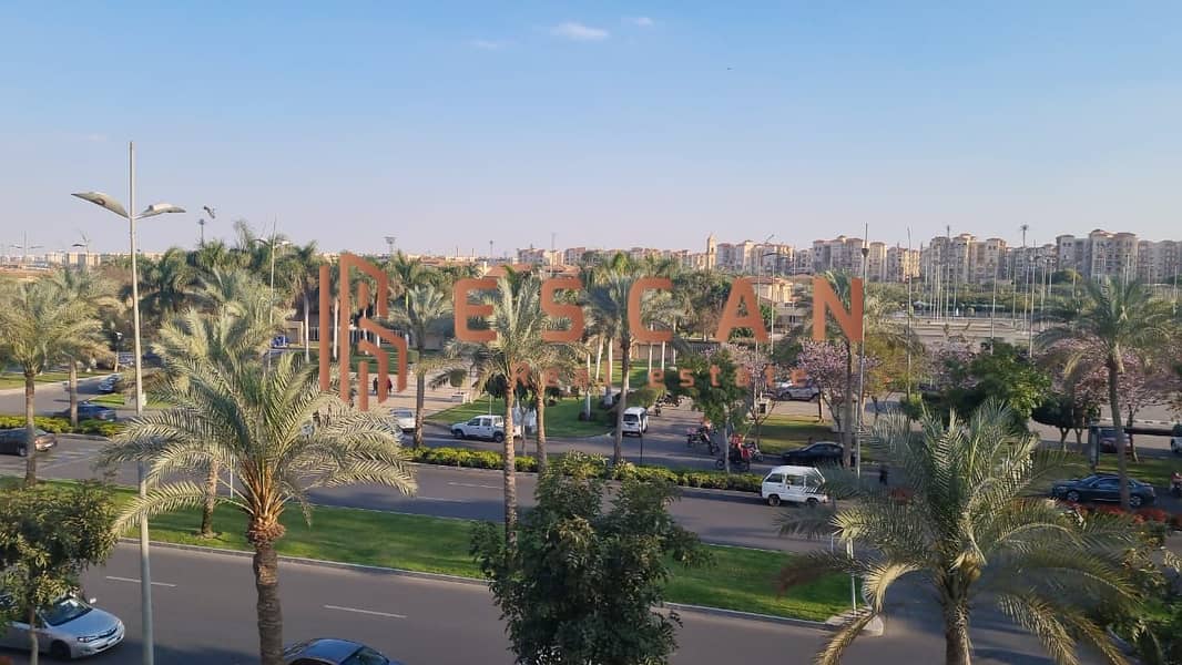 2 bb5c0d90-bd70-4f64-85dd-08469d7d2fc4. jpg