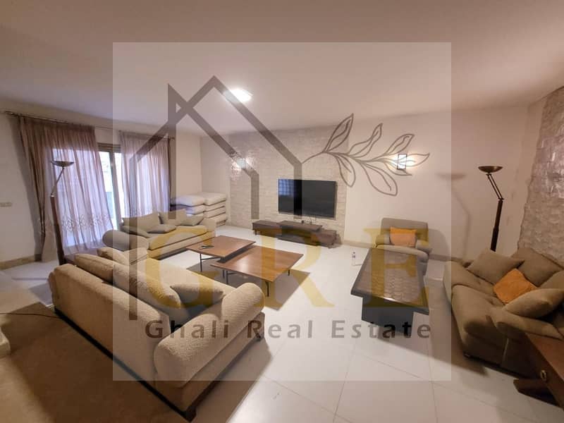 13 d7dae2bb-b062-4efe-9782-2d6eebbfe936. jpg