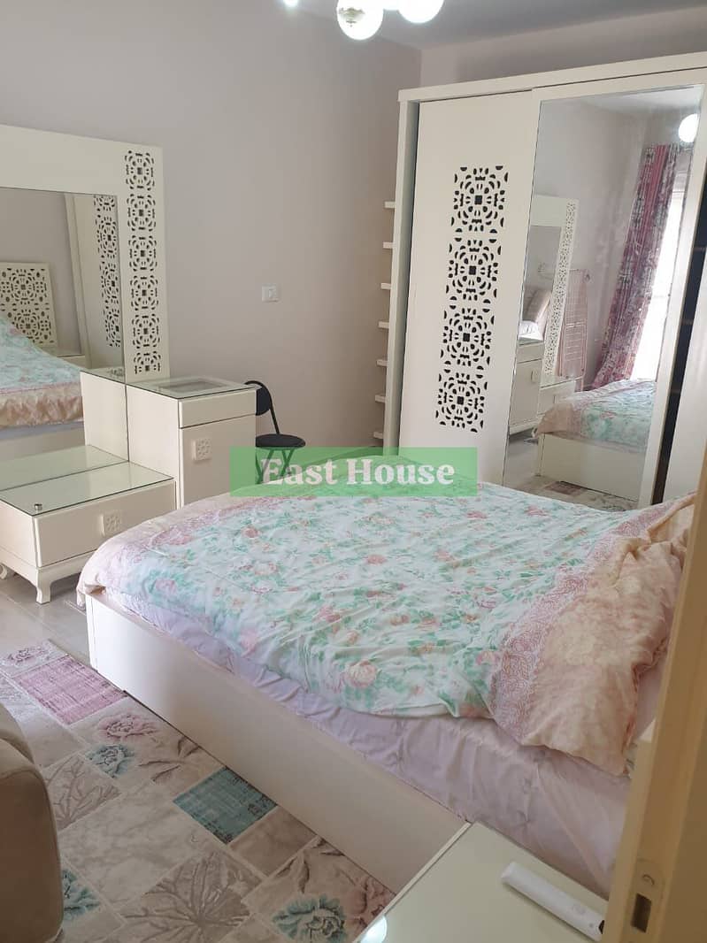 8 969b2dd1-d575-45b0-8f54-89d67e4da512. jpg