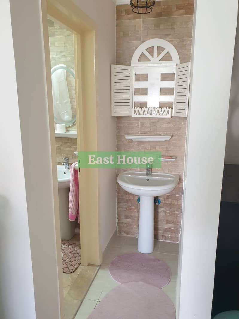 12 cd5d7f94-7749-4f68-88f7-bb2be9d12d70. jpg