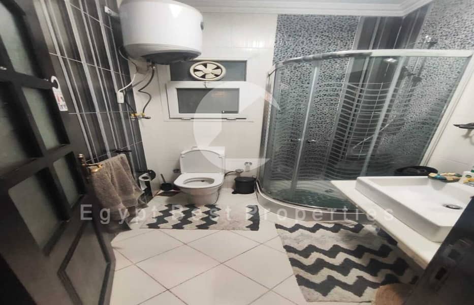 10 caf815e5-fcdc-4534-a161-6b0d1086456d. jpeg