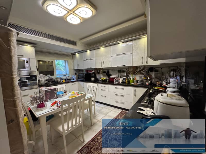 46 bb9ed111-5e54-45c4-980a-f4735c21c214. jpg