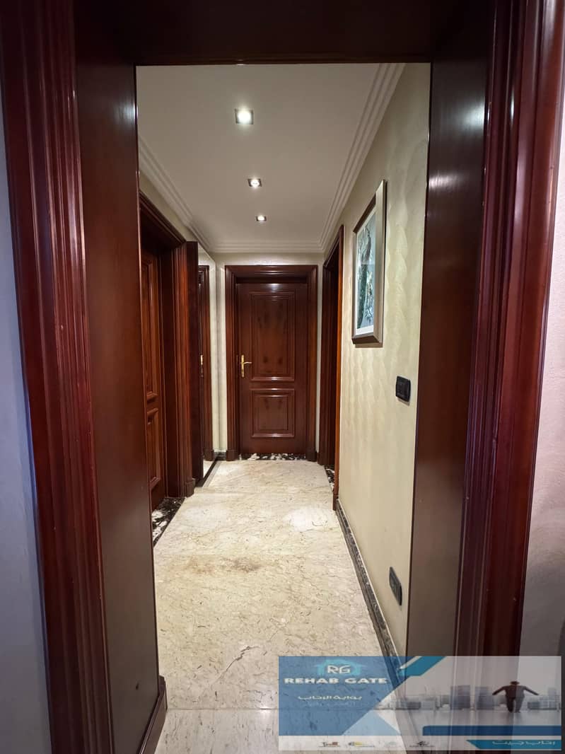 56 d3fa2af6-9b80-465a-8a5e-8a431f85e8e7. jpg