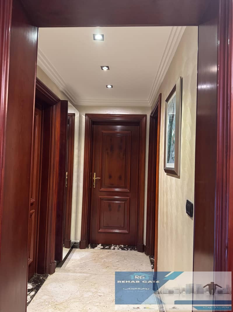 61 f8eef6fd-f9eb-4fd5-809b-5858e00934bd. jpg