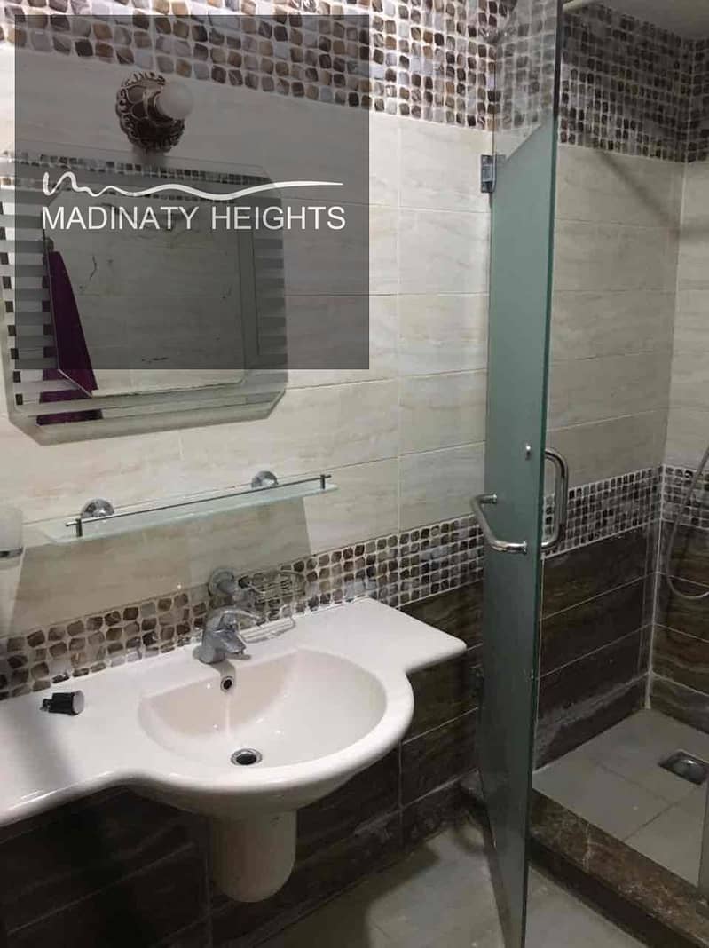 5 3903aec8-d6b6-420e-9c4b-25d3a56074a0. jpg