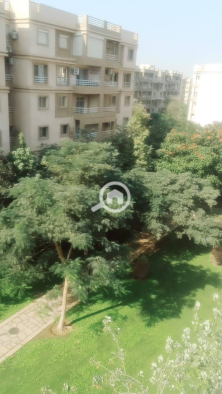 9 77a54fcf-b608-44f8-9db5-0b3cc8893d05. jpg