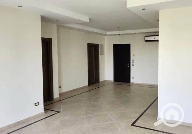 15 09a13594-14dd-4a41-82b2-7cf2deb89400. jpeg