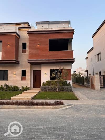 تاون هاوس 3 غرف نوم للبيع في القاهرة الجديدة، القاهرة - 494716573_10093678210642164_8978921591759379244_n. jpg