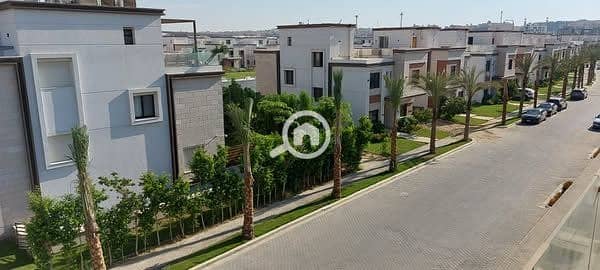 8 493998281_10093620083981310_3784059476687048432_n. jpg