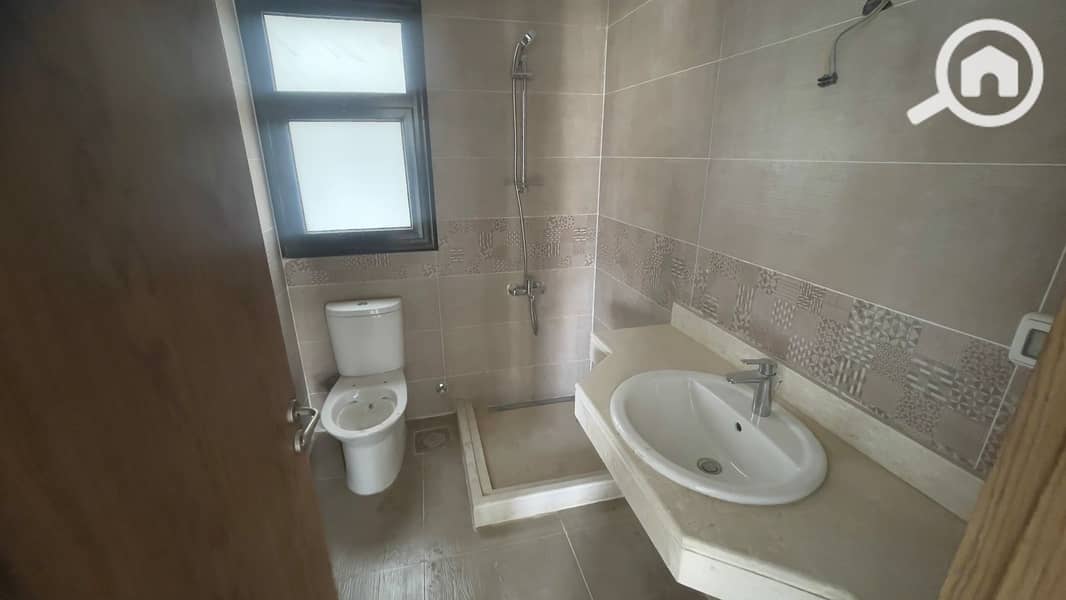 7 IMG-20251202-WA0142. jpg