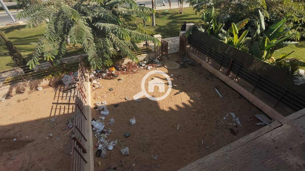 5 8de4cd61-ecbe-4336-9ec2-98770a98c4de. jpg