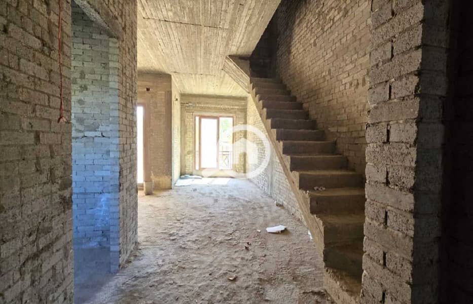 9 016c6bf1-14cd-44a2-96af-42ea3f33ed7a. jpg