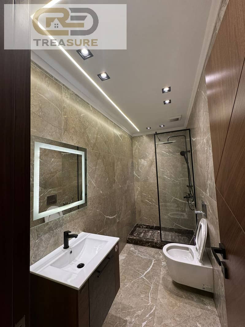 5 WhatsApp Image 2026-01-14 at 12.10. 19 PM (1). jpeg