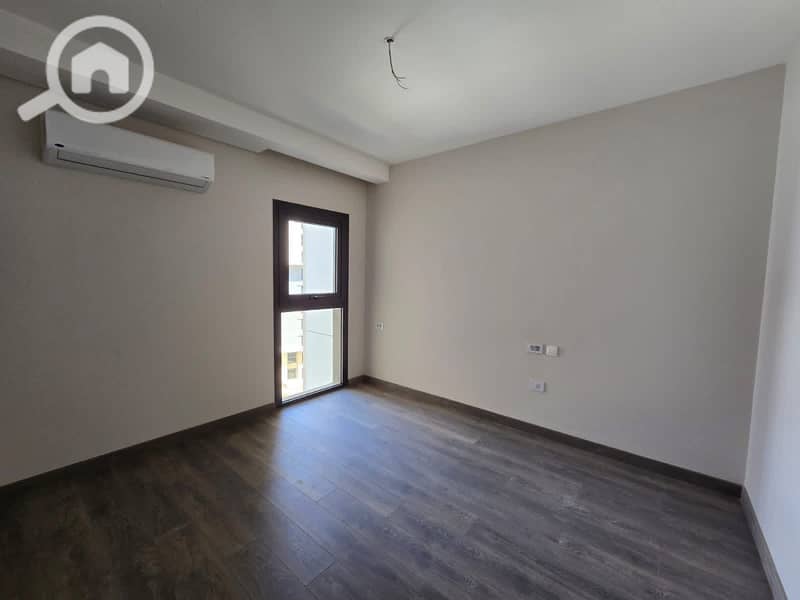 7 338262e5-33ac-4e42-a77c-f43701f10aac. jpg