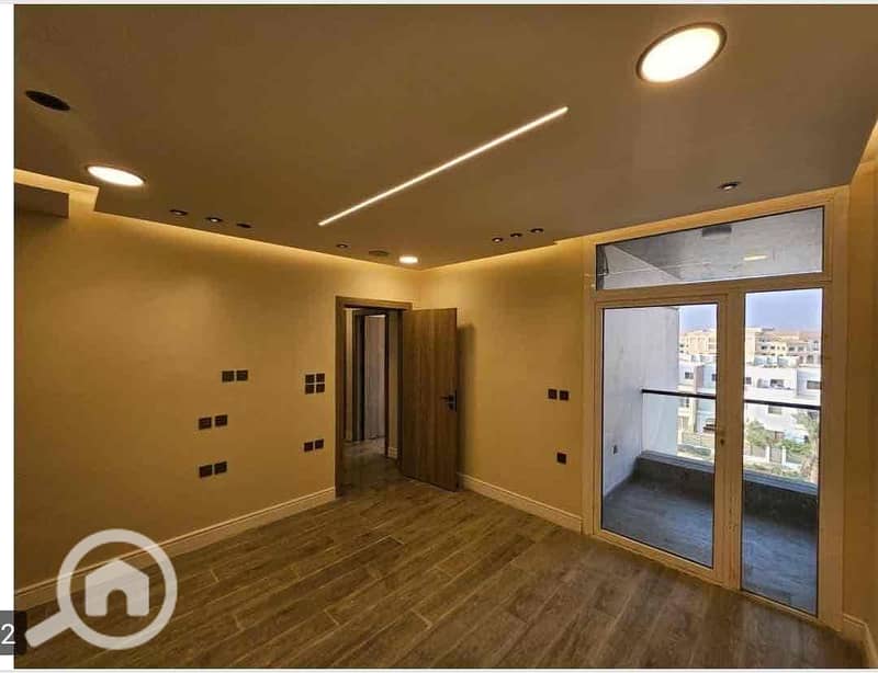 11 092044f6-8ea6-4c8a-a545-904697c40804. jpg