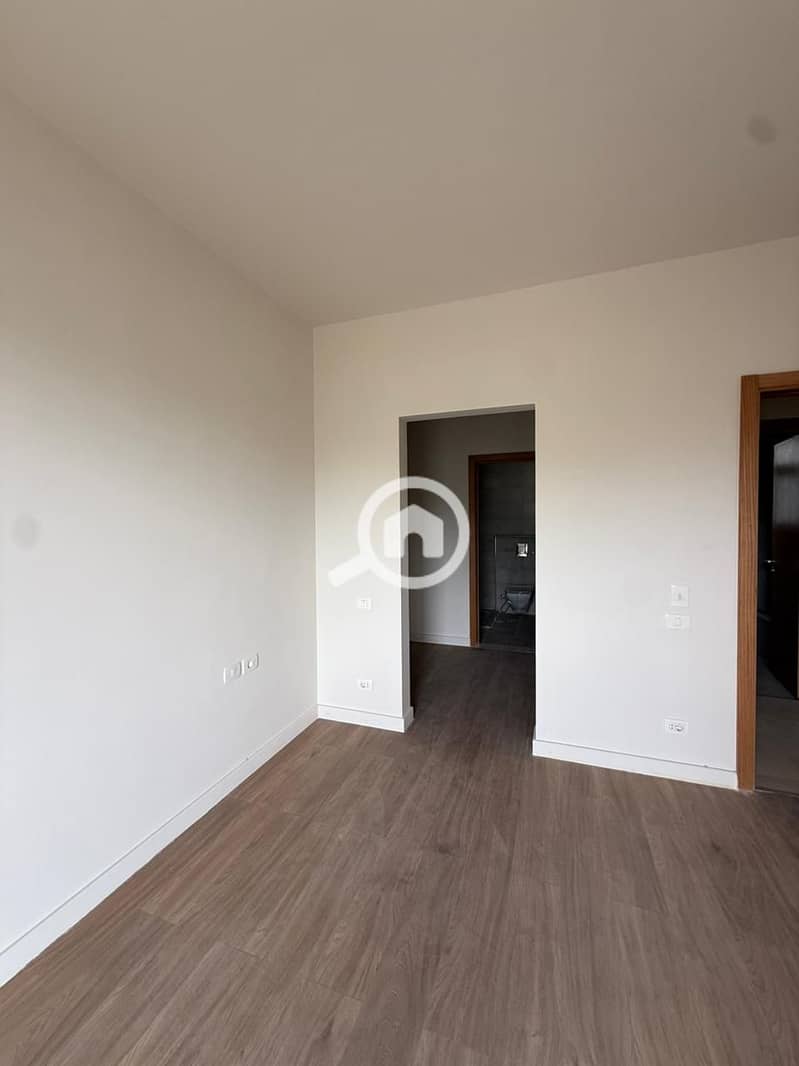 8 WhatsApp Image 2026-01-14 at 1.08. 52 PM. jpeg