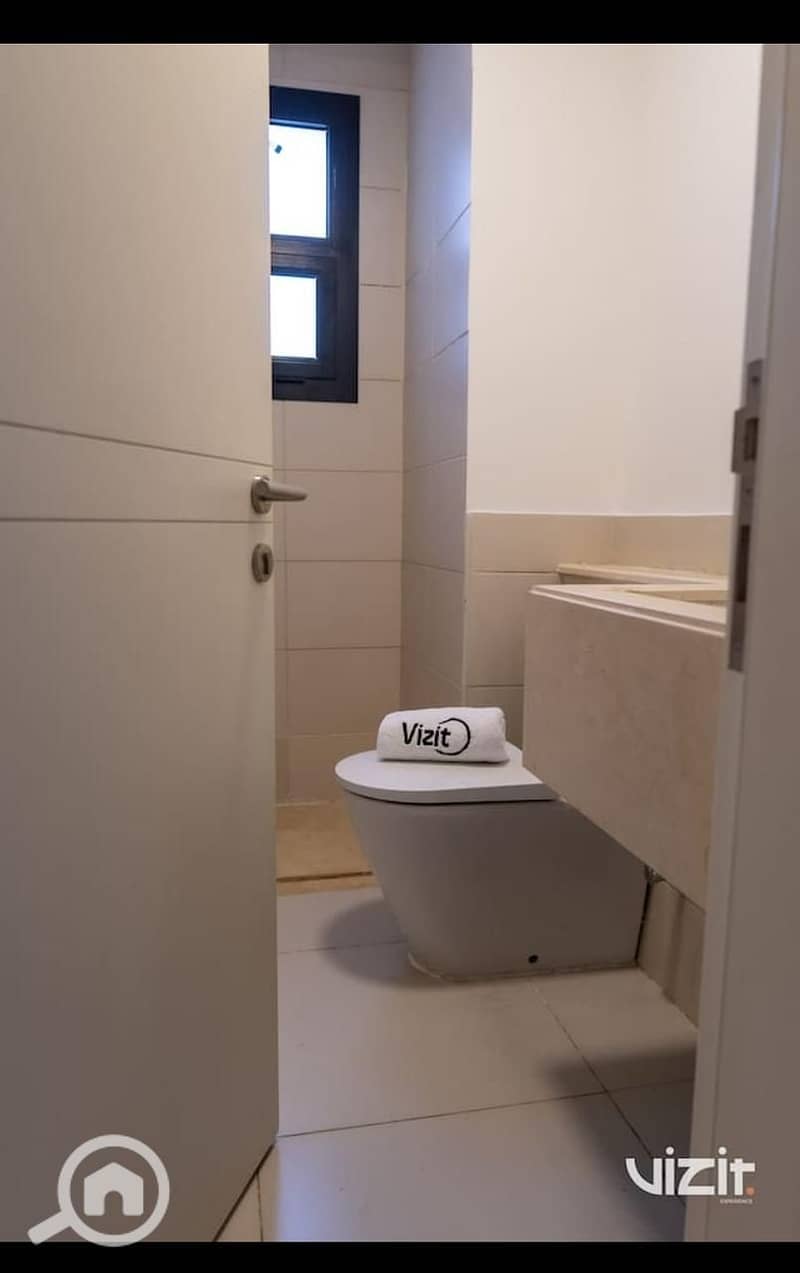 4 4c3c3fe8-998c-4fc6-b726-54af2731caea. jpg