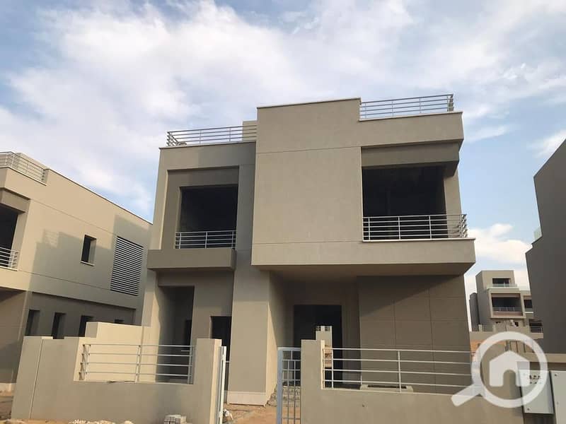 9 193436376_477165460063646_1244780425149283683_n. jpg