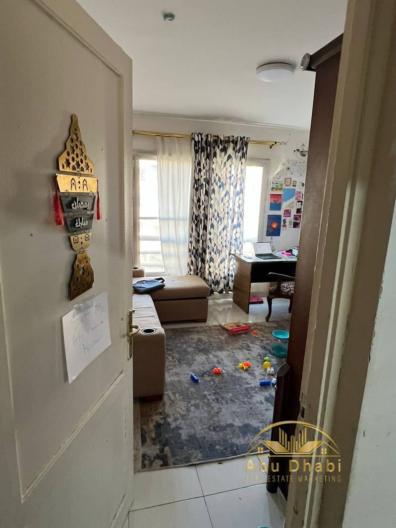 5 d3e477f5-73a8-405d-91d3-2e64a04caa08. jpg