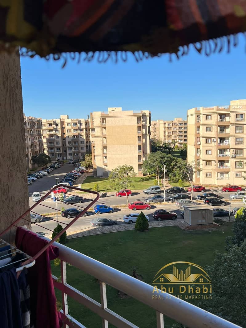 6 e683e14d-4851-45bb-b31c-3b2609a88e43. jpg