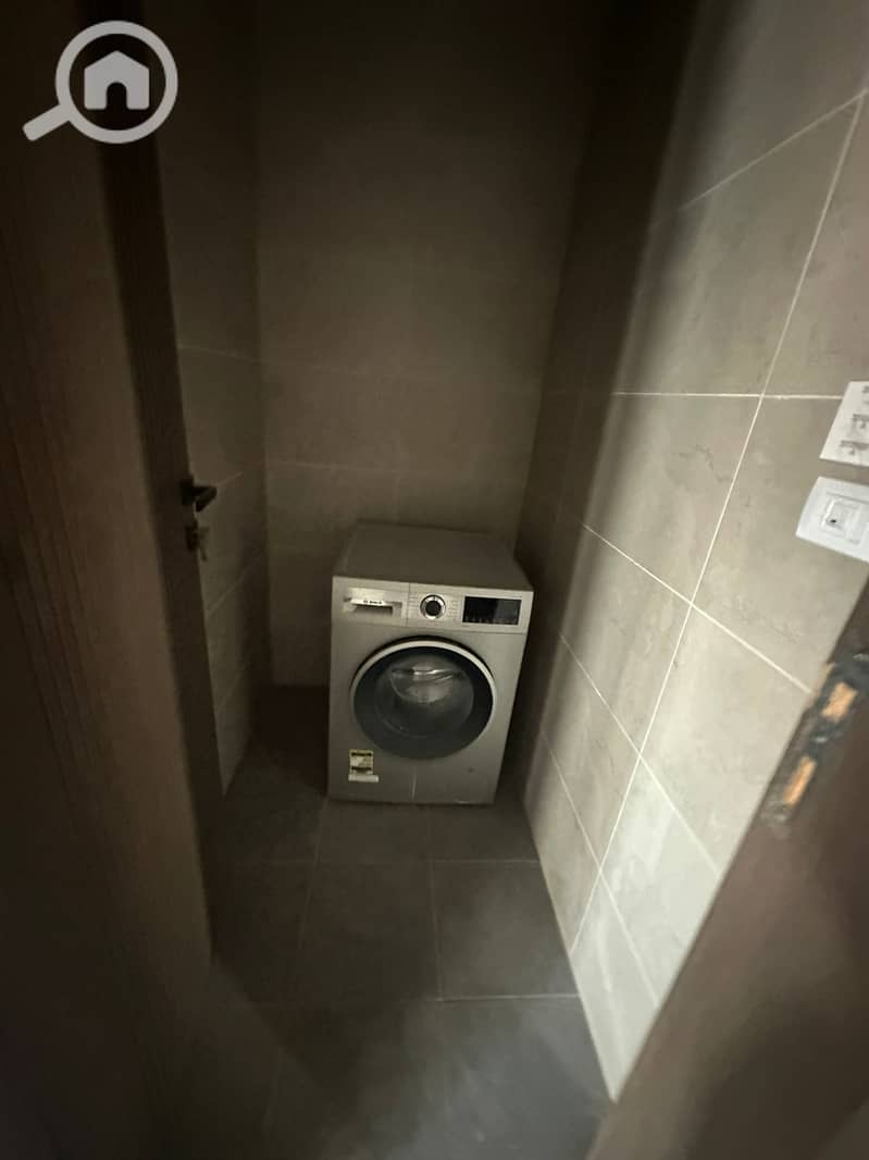 6 WhatsApp Image 2026-01-11 at 11.55. 31 PM (3). jpeg