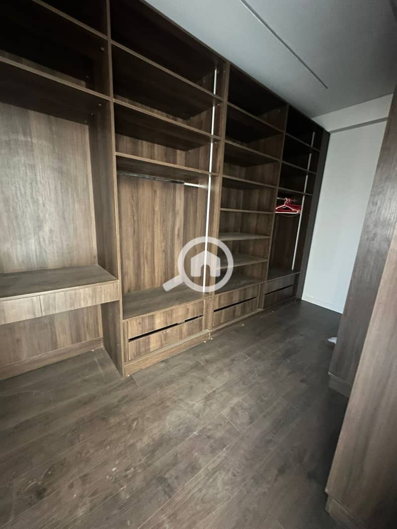 8 WhatsApp Image 2026-01-11 at 11.55. 31 PM (1). jpeg