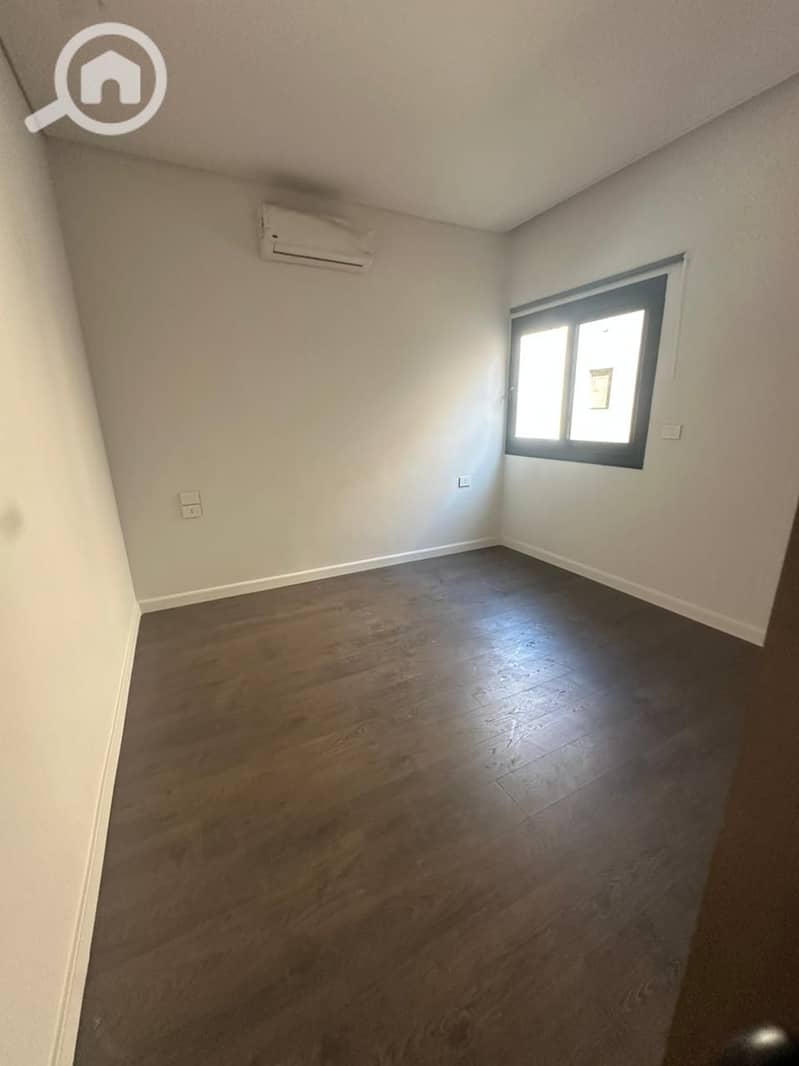 10 WhatsApp Image 2026-01-11 at 11.55. 30 PM (2). jpeg