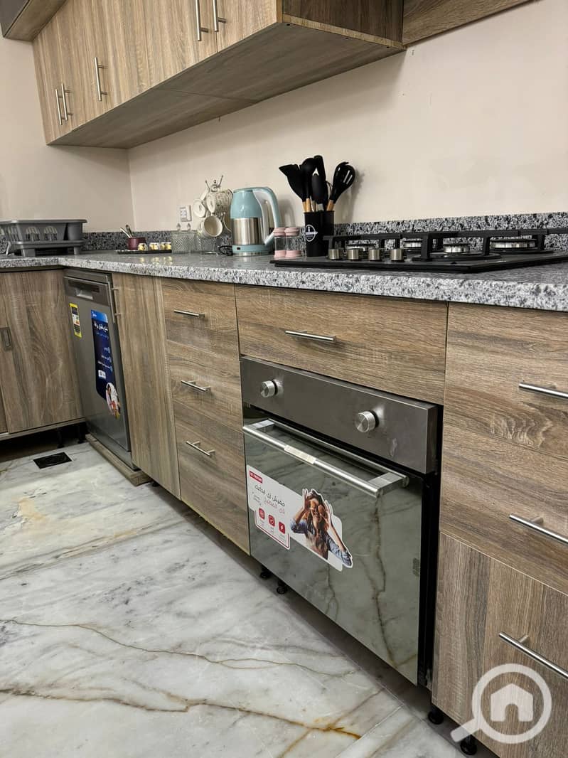 9 2300fec1-aa56-48a1-9090-07ffa9615404. jpg