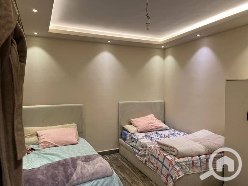 6 a6353e04-045a-4948-9f94-0b4fc4f78e17. jpg