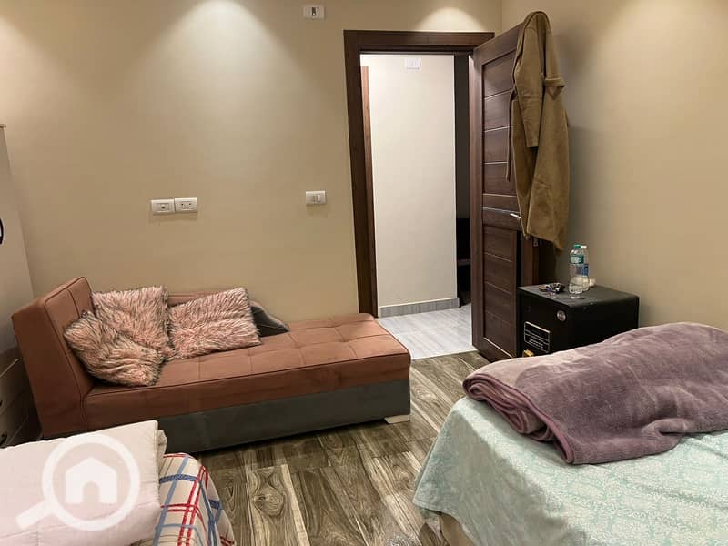 9 e57810af-14c7-4248-9181-de1cb0ac378a. jpg