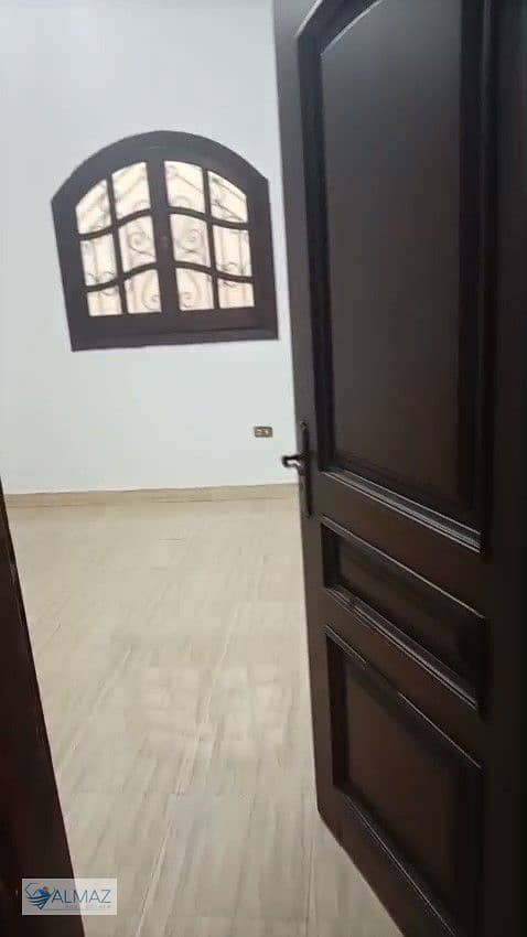 4 WhatsApp Video 2026-01-14 at 12.48. 28 PM - frame at 0m39s. jpg