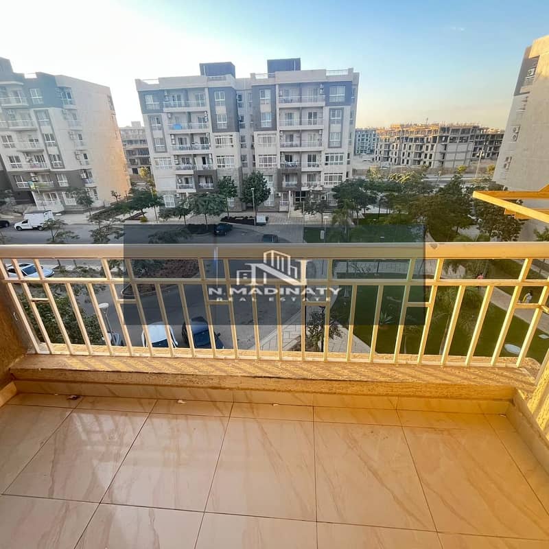 6 612466374_25989146824037745_1911838879604113332_n. jpg